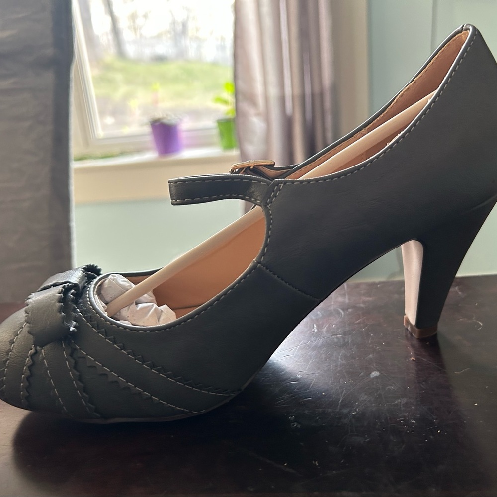 Chase and Chloe shoes